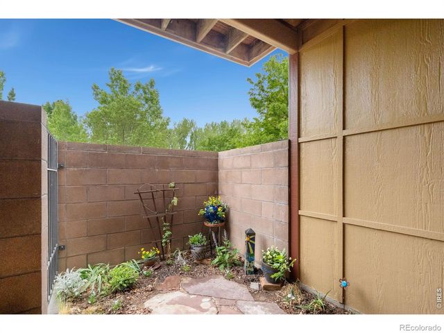 1221 E Prospect Road 3, Fort Collins, CO 80525