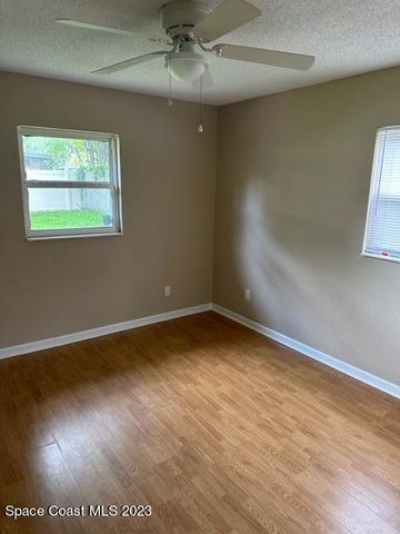 1105 Santa Cruz Avenue, Titusville, FL 32780