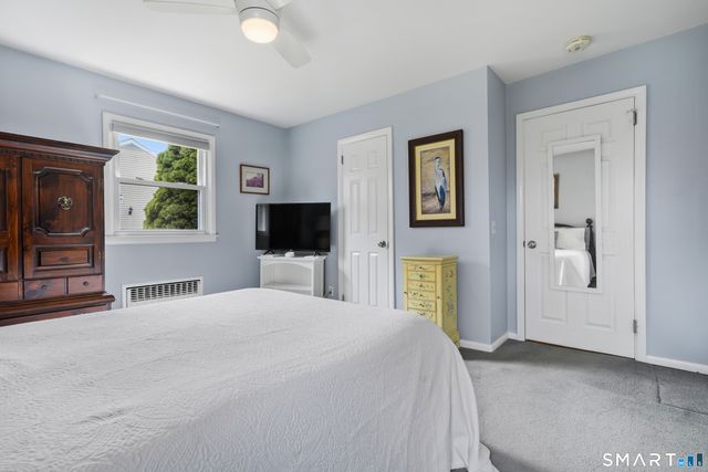 4 Apple Blossom Lane, Danbury, CT 06811