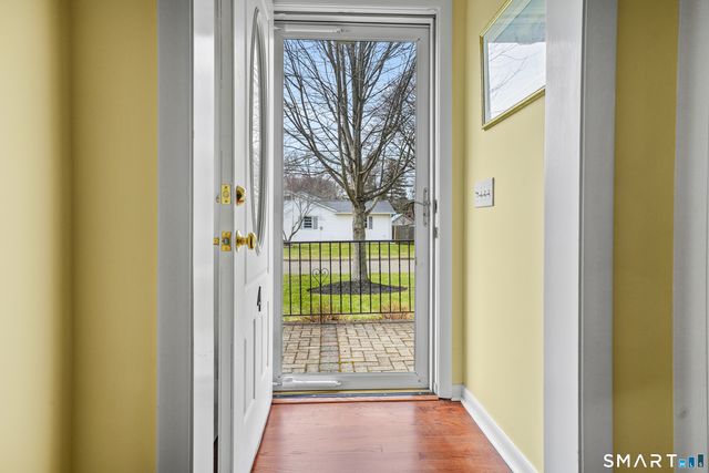 4 Apple Blossom Lane, Danbury, CT 06811