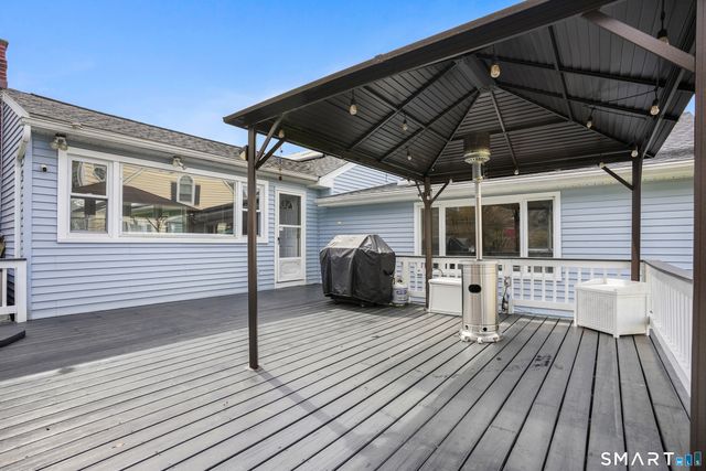 4 Apple Blossom Lane, Danbury, CT 06811