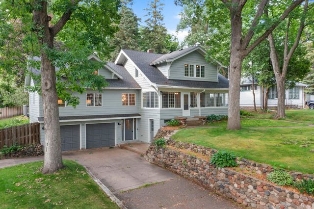 71 Fir Street, Mahtomedi, MN 55115