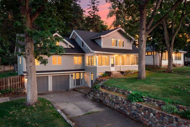 71 Fir Street, Mahtomedi, MN 55115