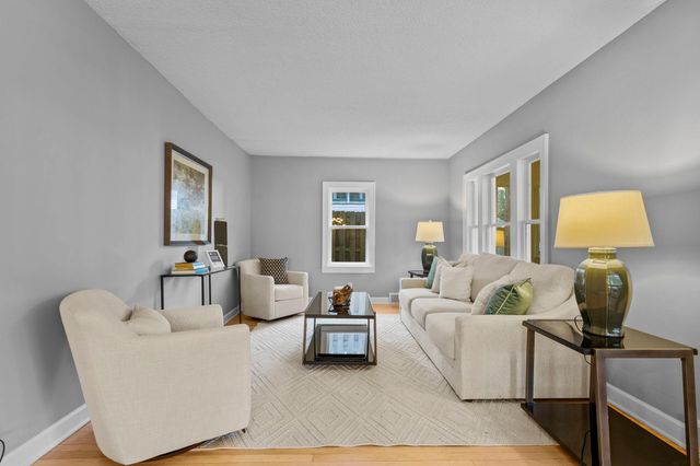 71 Fir Street, Mahtomedi, MN 55115