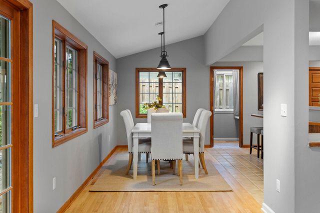 71 Fir Street, Mahtomedi, MN 55115