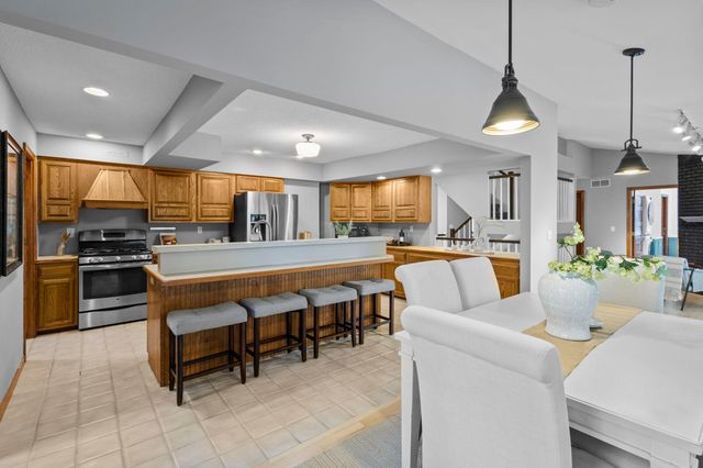71 Fir Street, Mahtomedi, MN 55115