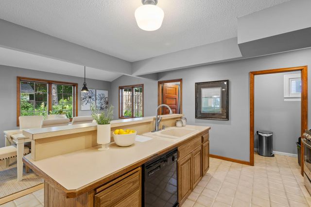 71 Fir Street, Mahtomedi, MN 55115