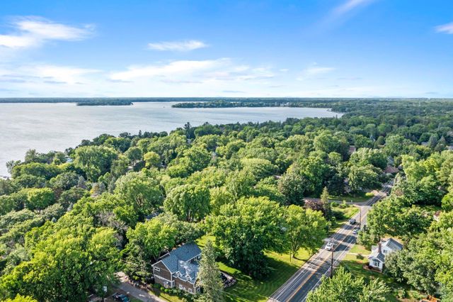 71 Fir Street, Mahtomedi, MN 55115