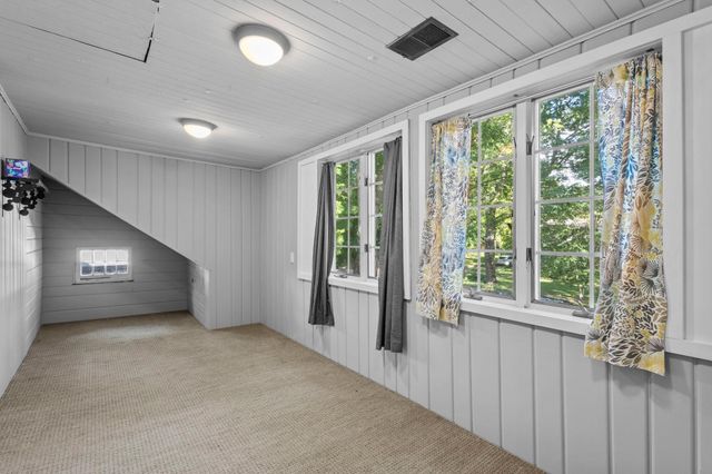 71 Fir Street, Mahtomedi, MN 55115