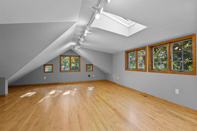 71 Fir Street, Mahtomedi, MN 55115