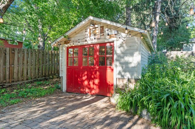 71 Fir Street, Mahtomedi, MN 55115