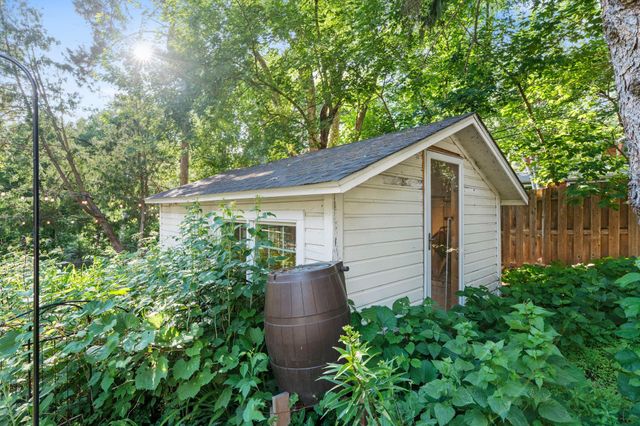71 Fir Street, Mahtomedi, MN 55115