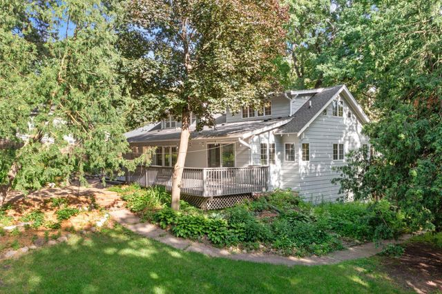 71 Fir Street, Mahtomedi, MN 55115