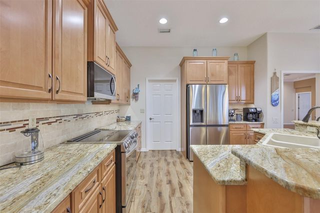 7532 CHELTNAM COURT, New Port Richey, FL 34655