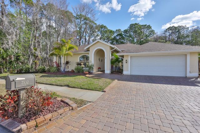 7532 CHELTNAM COURT, New Port Richey, FL 34655