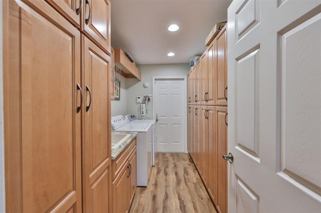 7532 CHELTNAM COURT, New Port Richey, FL 34655