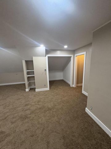 2831 N 46th STREET, Milwaukee, WI 53210