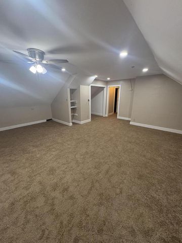 2831 N 46th STREET, Milwaukee, WI 53210