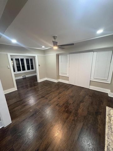 2831 N 46th STREET, Milwaukee, WI 53210