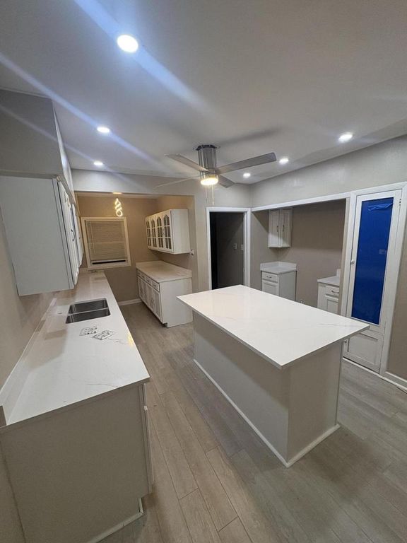 2831 N 46th STREET, Milwaukee, WI 53210