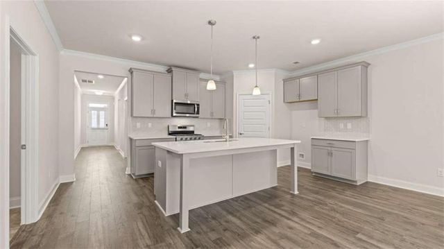 219 Parnassus Avenue, Locust Grove, GA 30248