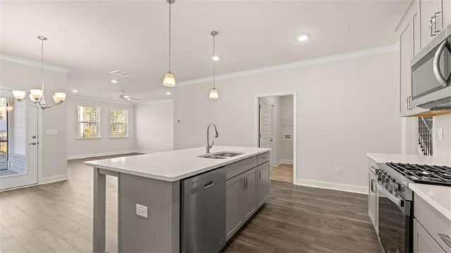 219 Parnassus Avenue, Locust Grove, GA 30248