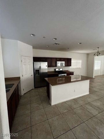 3141 Baranek Avenue, Henderson, NV 89044