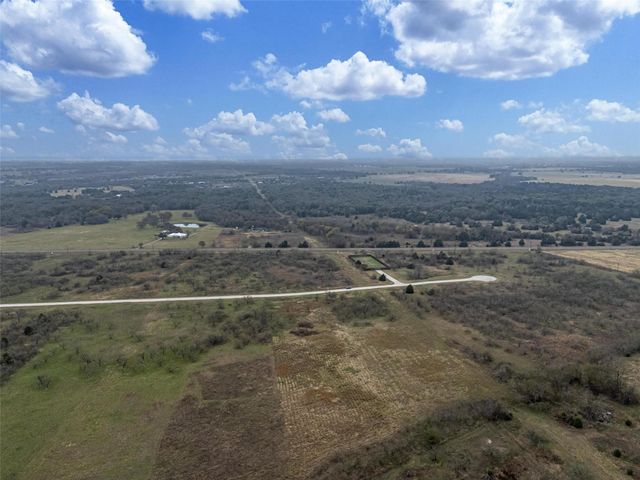 99 Pisgah Crossing, Corsicana, TX 75109