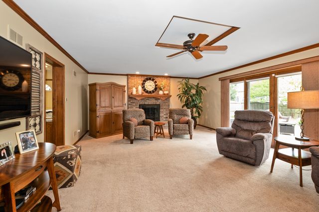 19243 Bernadine Street, Lansing, IL 60438