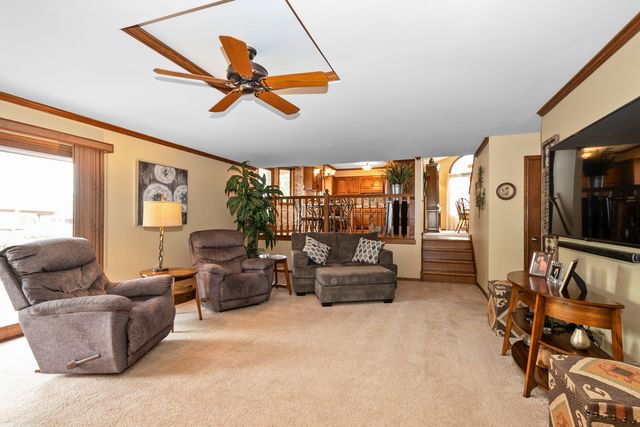 19243 Bernadine Street, Lansing, IL 60438