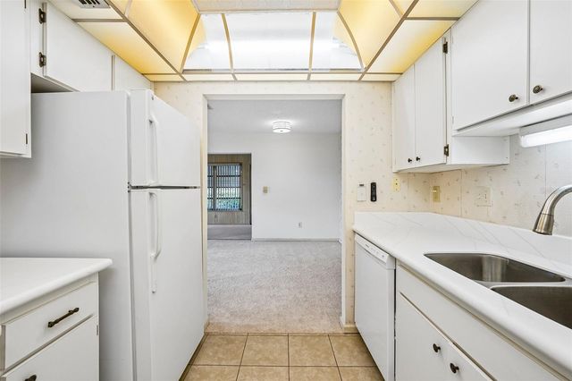 1902 DANDRIDGE STREET 29, Sun City Center, FL 33573