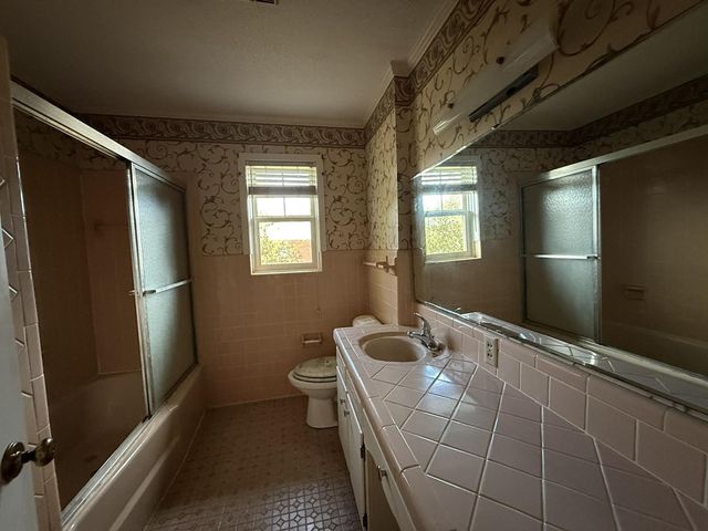 604 W Camelia Street, Geneva, AL 36340