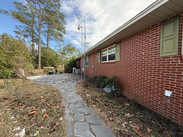 604 W Camelia Street, Geneva, AL 36340