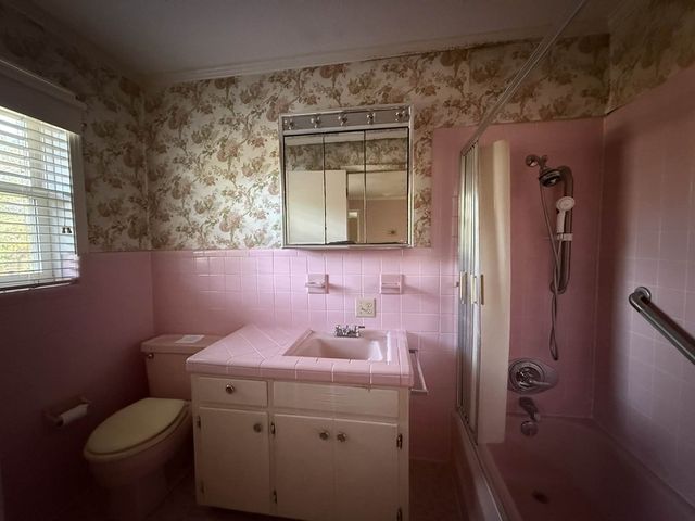 604 W Camelia Street, Geneva, AL 36340