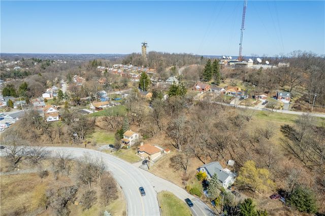 4224 Evergreen Rd, Summer Hill, PA 15214