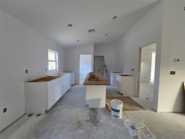 76 LOCUST LOOP, Ocala, FL 34472