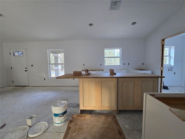 76 LOCUST LOOP, Ocala, FL 34472