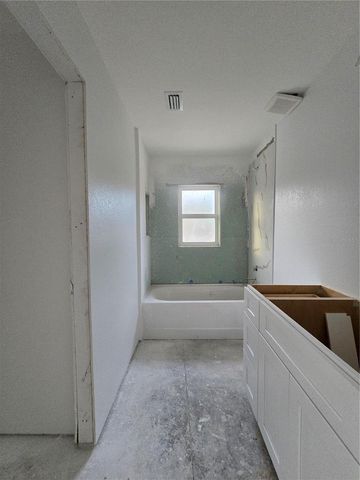 76 LOCUST LOOP, Ocala, FL 34472