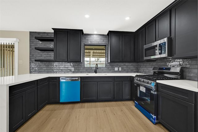 8931 Blankenship Drive, Houston, TX 77080