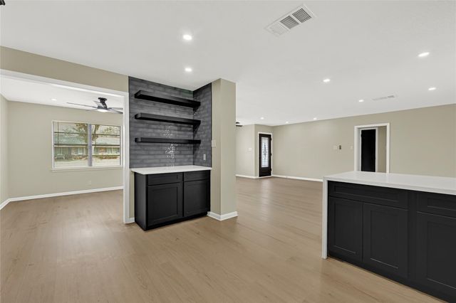 8931 Blankenship Drive, Houston, TX 77080