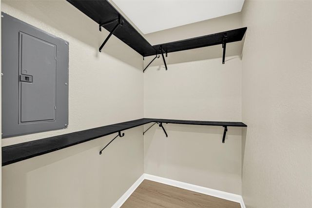 8931 Blankenship Drive, Houston, TX 77080