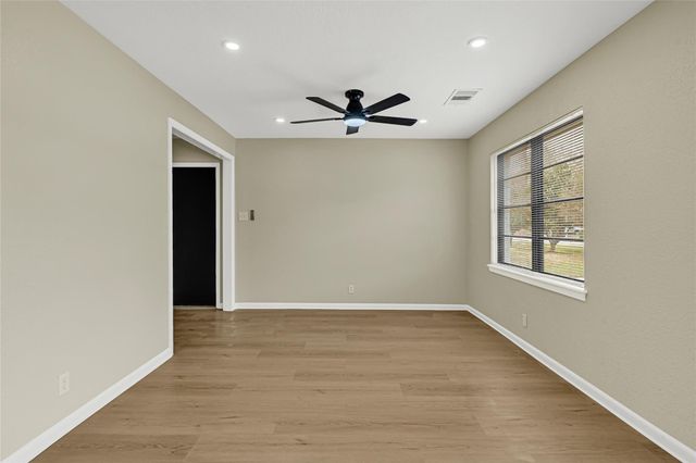 8931 Blankenship Drive, Houston, TX 77080