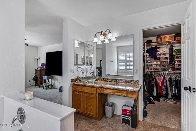 33198 N CAT HILLS Avenue, San Tan Valley, AZ 85144