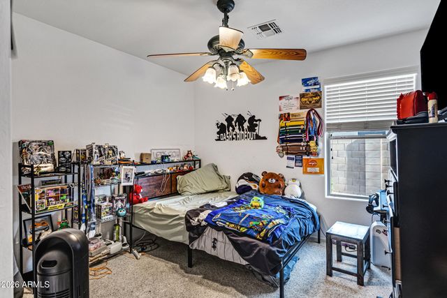 33198 N CAT HILLS Avenue, San Tan Valley, AZ 85144