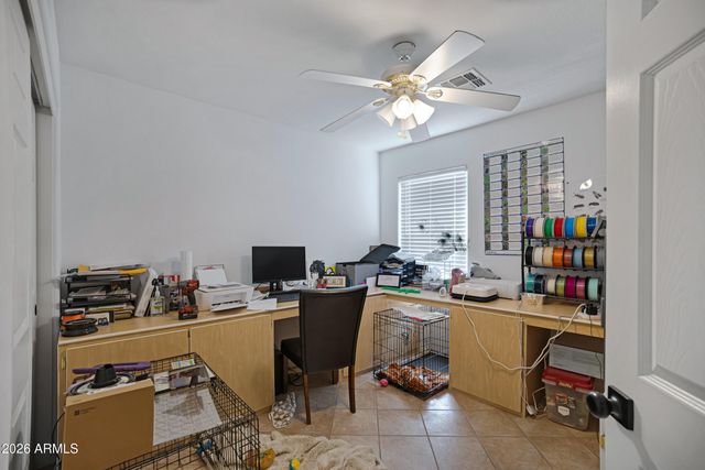 33198 N CAT HILLS Avenue, San Tan Valley, AZ 85144