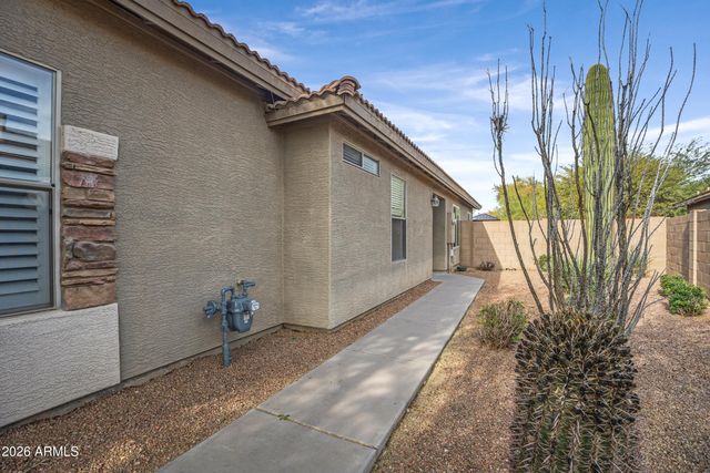 33198 N CAT HILLS Avenue, San Tan Valley, AZ 85144