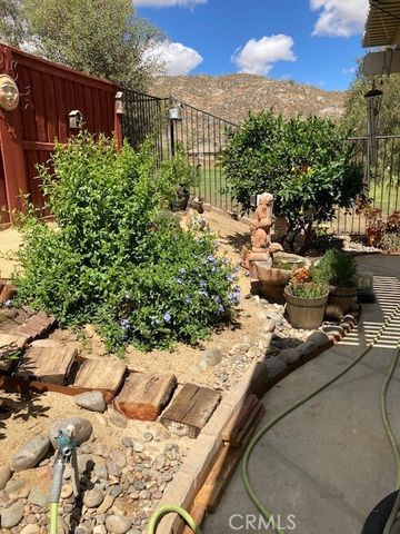 8840 Duval Lane, Hemet, CA 92545