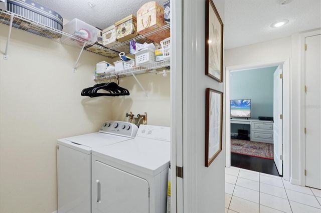 9540 HIGH GATE DRIVE 1411, Sarasota, FL 34238