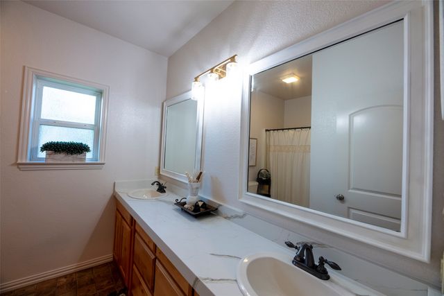11225 Mesquite Hill Road, Sanger, TX 76266