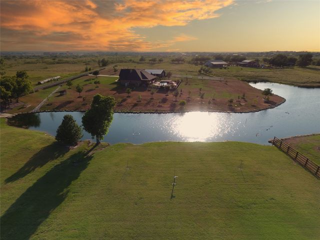 11225 Mesquite Hill Road, Sanger, TX 76266